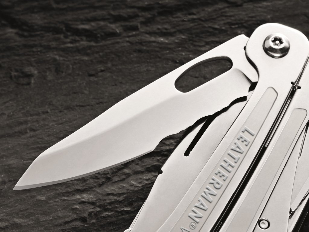Leatherman Wingman - stainless steel (combo knife)