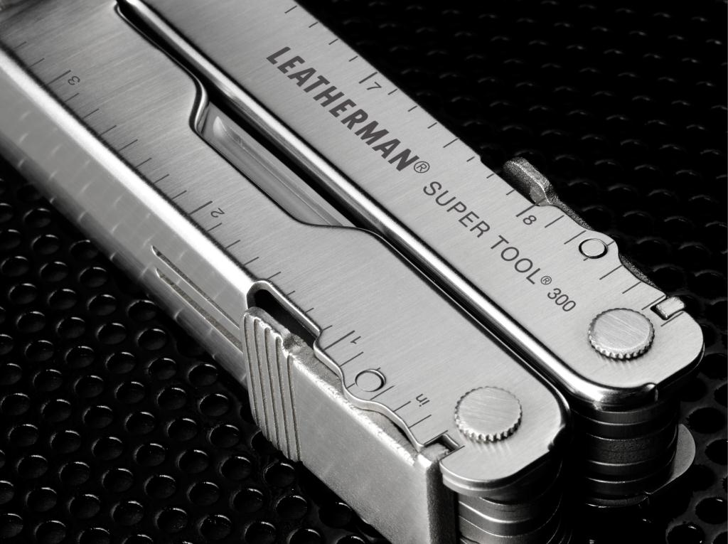 Leatherman Super Tool 300 - stainless steel (ruler)