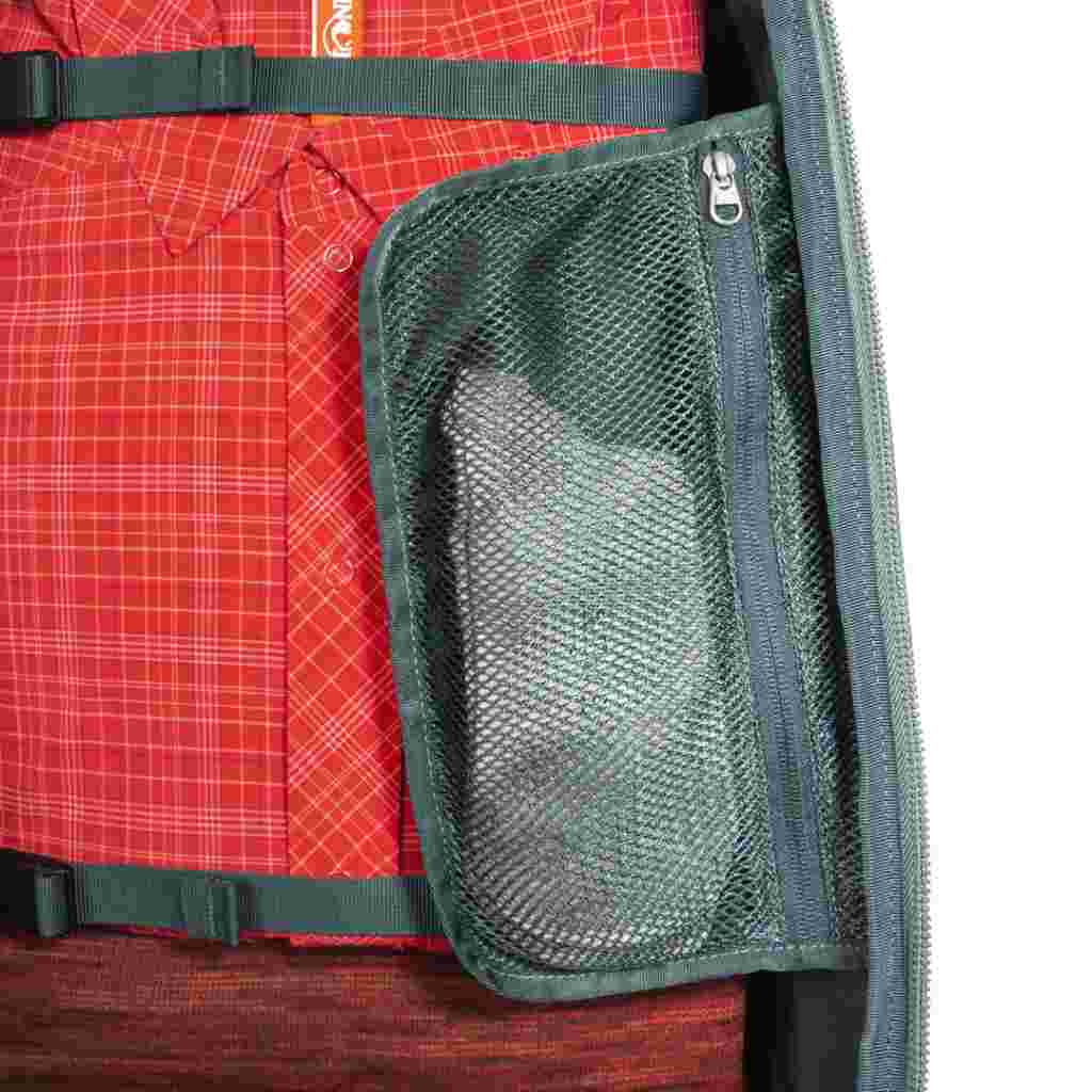 Travel Roller 40 - Travel Roller 40 - Sage Green - Inside Mesh Pocket