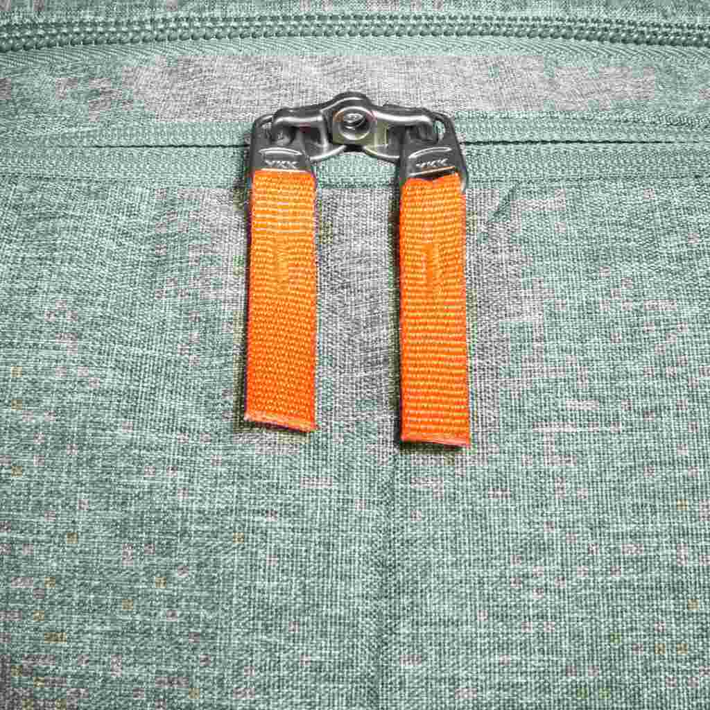 Travel Roller 40 - Travel Roller 40 - Sage Green - Top Zip